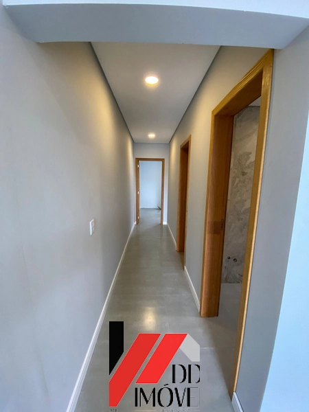 CASA A VENDA A 4 QUADRAS DO MAR!!: 9ª foto da galeria de imagens do imóvel