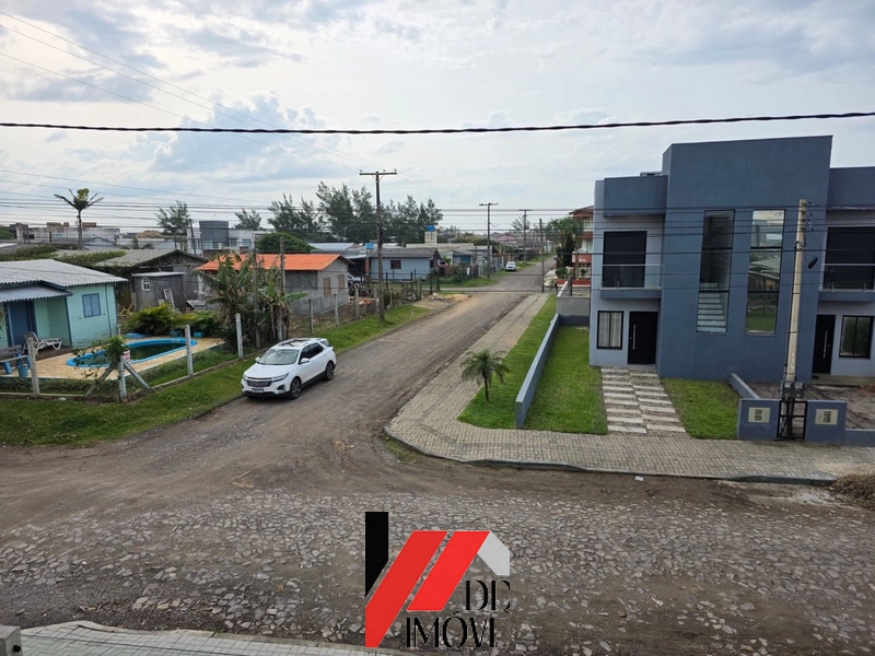 SOBRADO À VENDA EM CAPÃO DA CANOA 1 QUADRA DO MAR: 16ª foto da galeria de imagens do imóvel