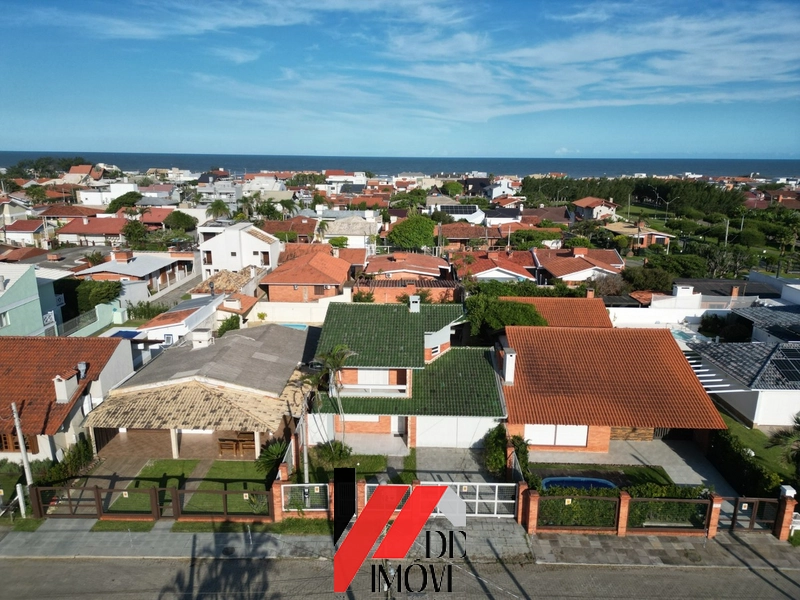 Sobrado à venda no Centro de Xangri-lá: 5ª foto da galeria de imagens do imóvel