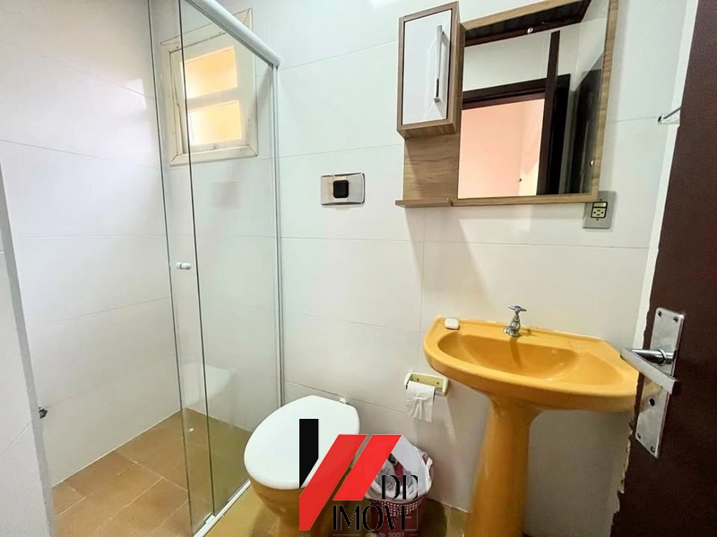 APARTAMENTO DUPLEX EM CAPAO NOVO: 2ª foto da galeria de imagens do imóvel