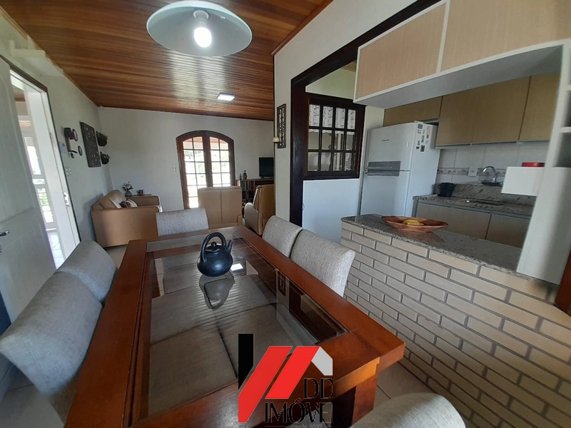 CASA A CINCO QUADRAS DO MAR A VENDA!!: 30ª foto da galeria de imagens do imóvel