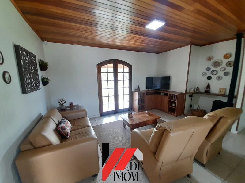 CASA A CINCO QUADRAS DO MAR A VENDA!!: 29ª foto da galeria de imagens do imóvel