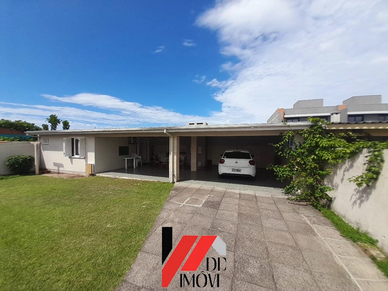CASA A CINCO QUADRAS DO MAR A VENDA!!: 16ª foto da galeria de imagens do imóvel