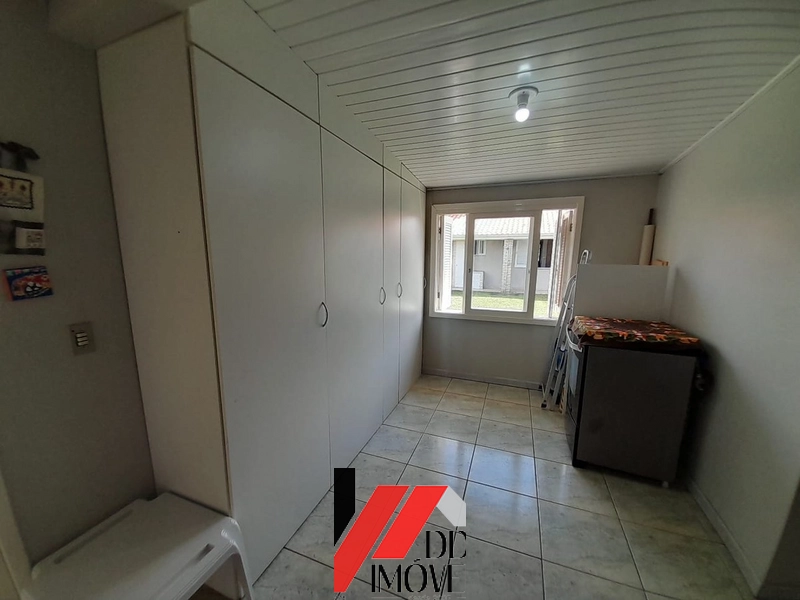 CASA A CINCO QUADRAS DO MAR A VENDA!!: 12ª foto da galeria de imagens do imóvel