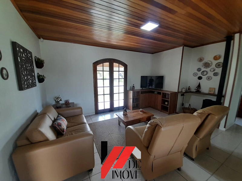 CASA A CINCO QUADRAS DO MAR A VENDA!!: 33ª foto da galeria de imagens do imóvel