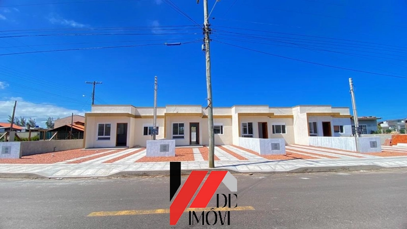 CASA A 60 METROS DO MAR!!: 1ª foto da galeria de imagens do imóvel