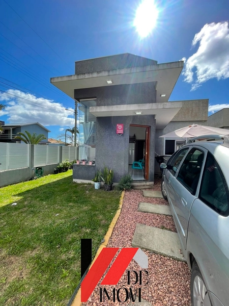 CASA DE ESQUINA A POUCOS METROS DO MAR!!: 7ª foto da galeria de imagens do imóvel