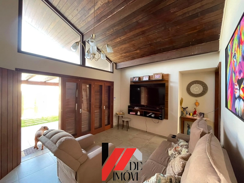 CASA A UMA QUADRA DO MAR NO BAIRRO ARAÇA!!: 29ª foto da galeria de imagens do imóvel