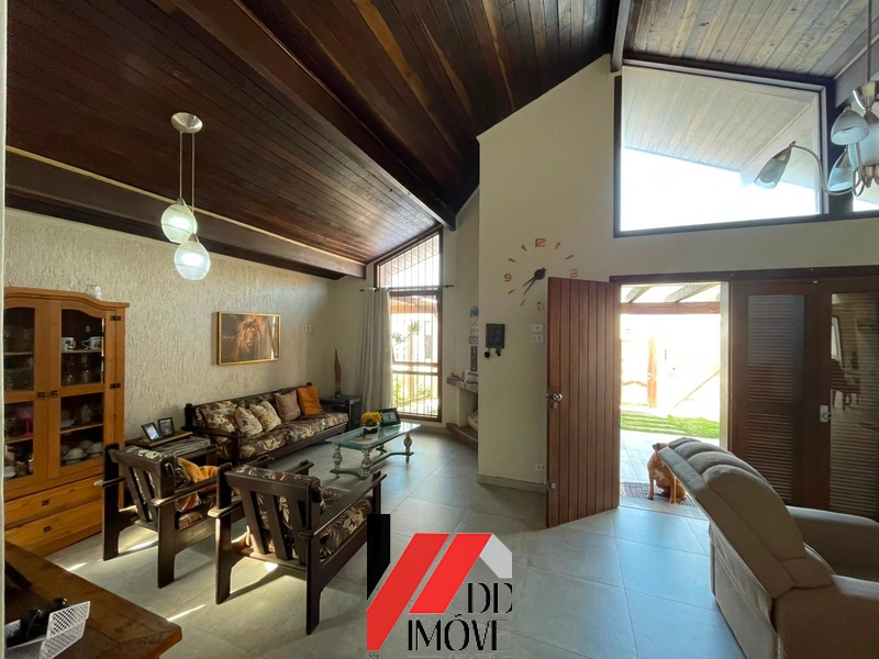 CASA A UMA QUADRA DO MAR NO BAIRRO ARAÇA!!: 26ª foto da galeria de imagens do imóvel