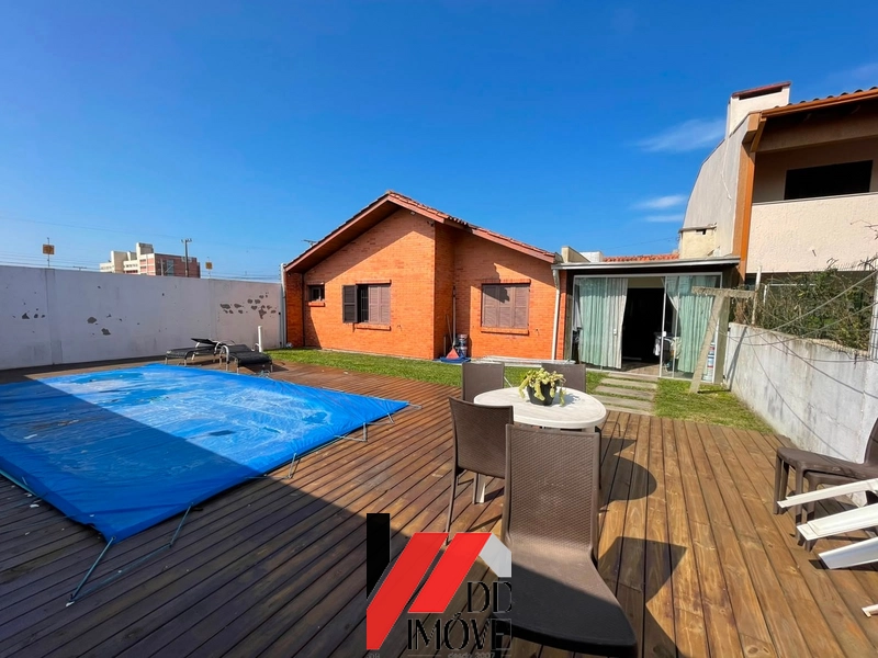 CASA A UMA QUADRA DO MAR NO BAIRRO ARAÇA!!: 8ª foto da galeria de imagens do imóvel