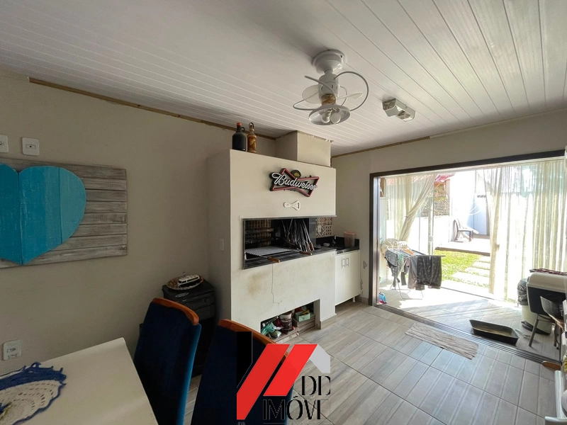 CASA A UMA QUADRA DO MAR NO BAIRRO ARAÇA!!: 15ª foto da galeria de imagens do imóvel