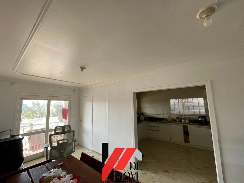 IMÓVEL COM APARTAMENTO, CASA E LOJA COMERCIAL A VENDA JUNTOS!!: 28ª foto da galeria de imagens do imóvel