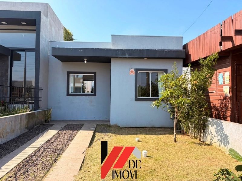 CASA A POUCOS METROS DO MAR A VENDA!!: 1ª foto da galeria de imagens do imóvel