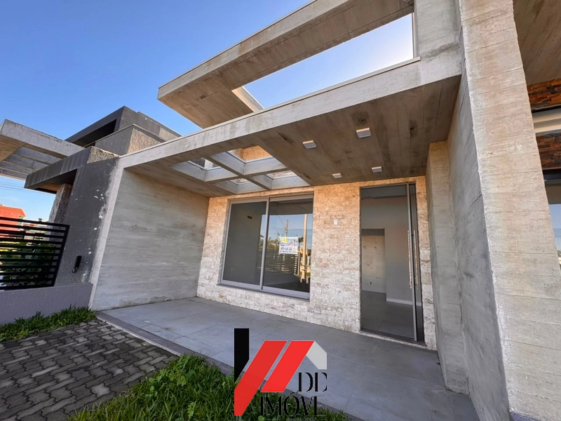 CASA A VENDA A 01 QUADRA DO MAR!!: 1ª foto da galeria de imagens do imóvel