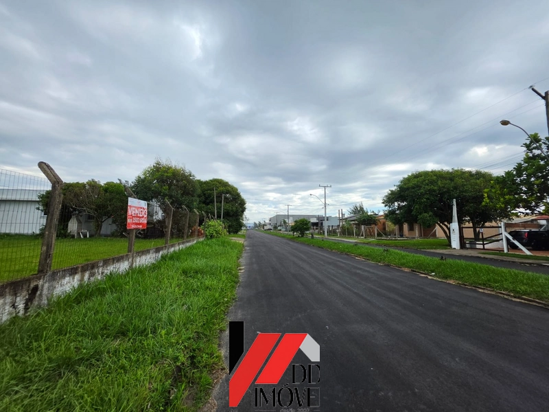 TERRENO DE ESQUINA MUITO BEM LOCALIZADO A VENDA!!: 3ª foto da galeria de imagens do imóvel