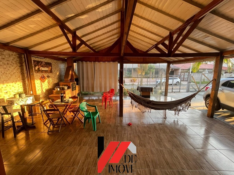 CASA 4 DORMITÓRIO 2 QUADRAS DO MAR!!: 9ª foto da galeria de imagens do imóvel