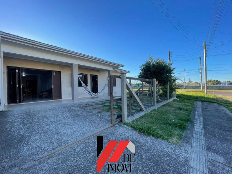 CASA À VENDA EM CAPÃO NOVO COM EXCELENTE LOCALIZAÇÃO!!!: 1ª foto da galeria de imagens do imóvel