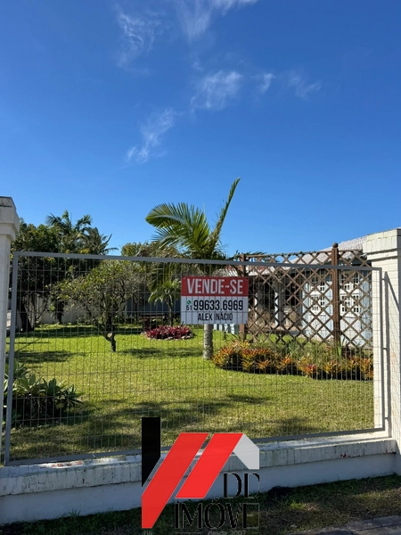 CASA DE ESQUINA EM XANGRI-LÁ: 10ª foto da galeria de imagens do imóvel