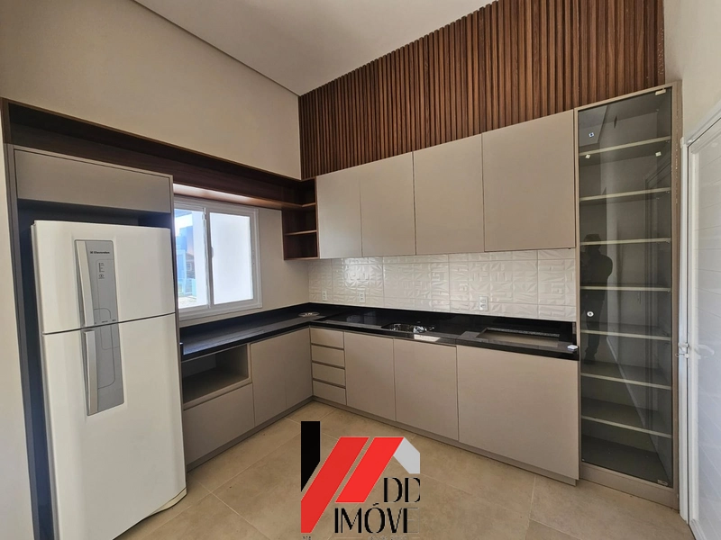 CASA A VENDA PERTINHO DO MAR!!: 4ª foto da galeria de imagens do imóvel