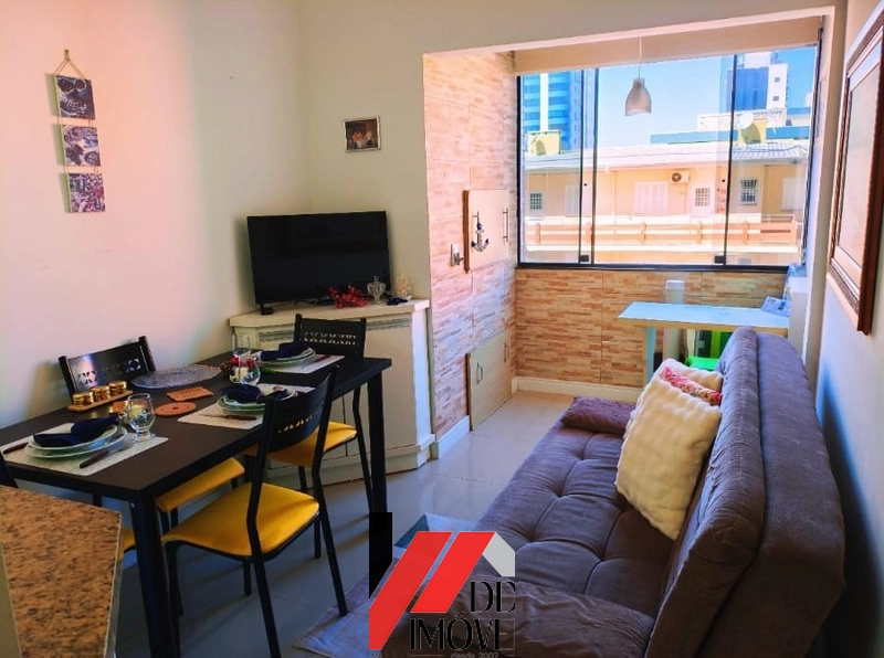 APARTAMENTO A 3 QUADRAS DO MAR!!: 1ª foto da galeria de imagens do imóvel