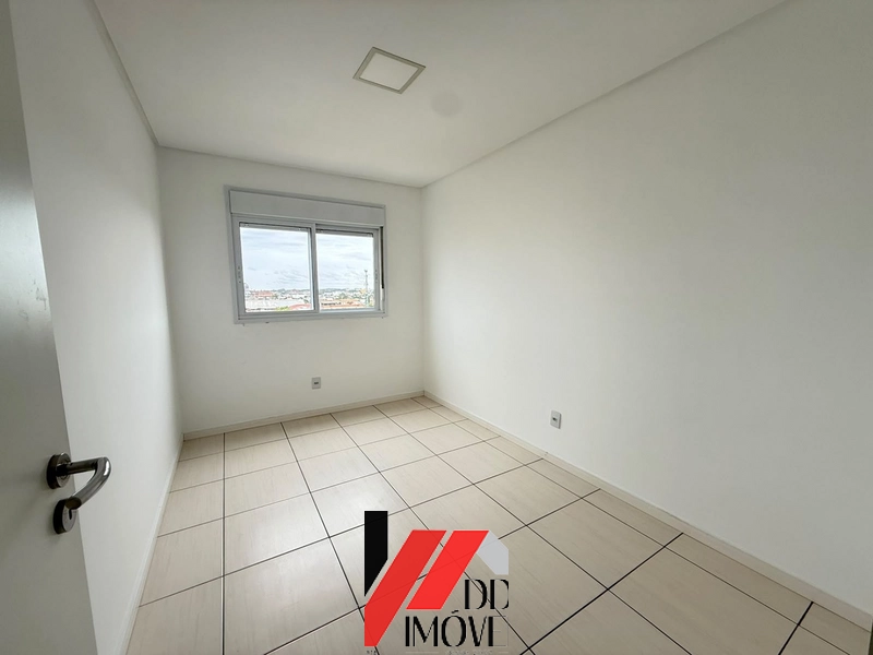 APARTAMENTO A VENDA EM ANDAR ALTO COM SACADA!!: 5ª foto da galeria de imagens do imóvel