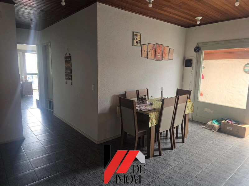 APARTAMENTO COM SACADA DE FRENTE PARA A AV. PARAGUASSU!!: 5ª foto da galeria de imagens do imóvel