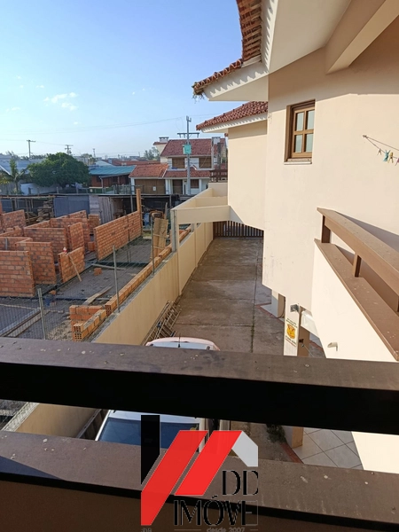 SOBRADO A VENDA NO CENTRO DE XANGRI-LÁ!!: 5ª foto da galeria de imagens do imóvel
