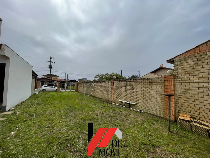 TERRENO COM QUIOSQUE DE MADEIRA PRONTO PERTINHO DO MAR!!!: 4ª foto da galeria de imagens do imóvel