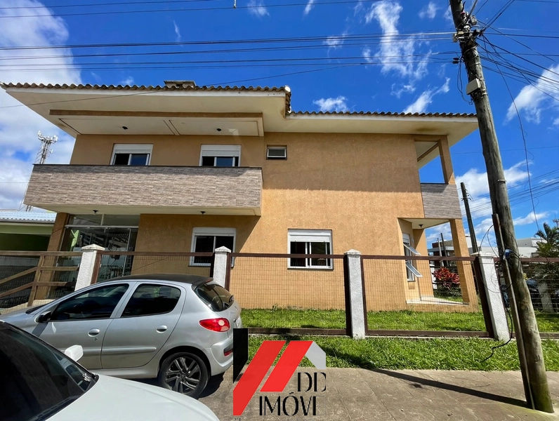 SOBRADO DE ESQUINA PERTINHO DO MAR!!!: 1ª foto da galeria de imagens do imóvel
