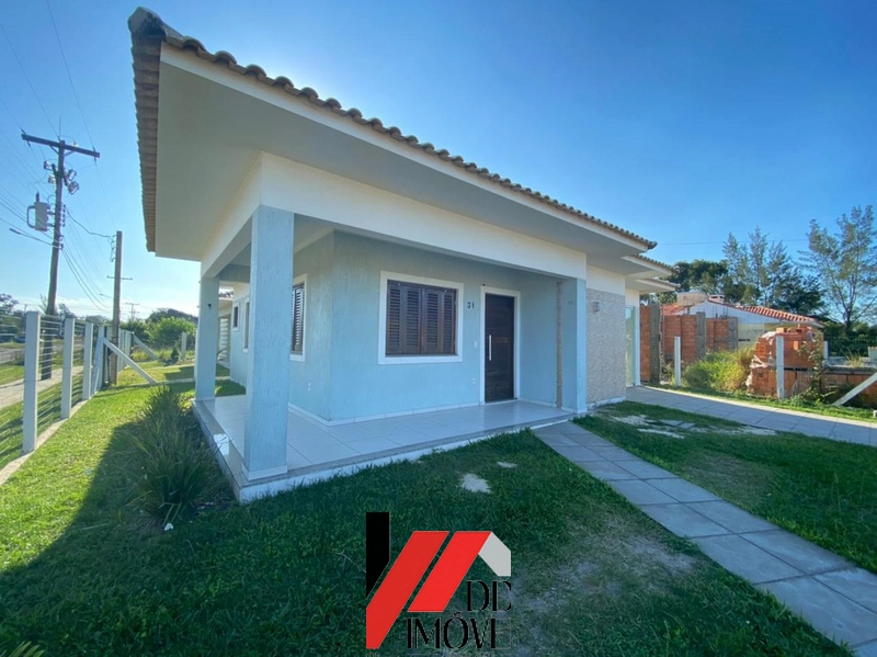 CASA DE ESQUINA A 3 QUADRAS DA PRAIA!!: 1ª foto da galeria de imagens do imóvel