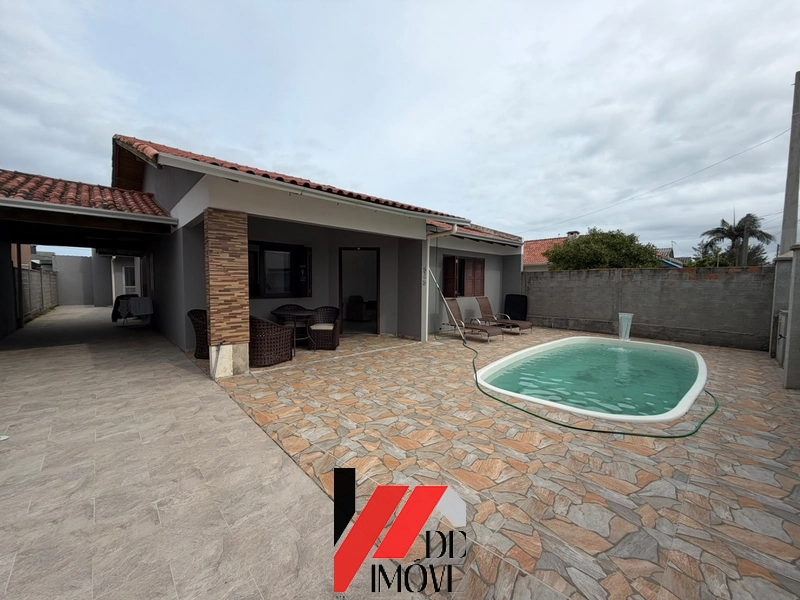 CASA COM PISCINA PERTINHO DO MAR!!: 1ª foto da galeria de imagens do imóvel