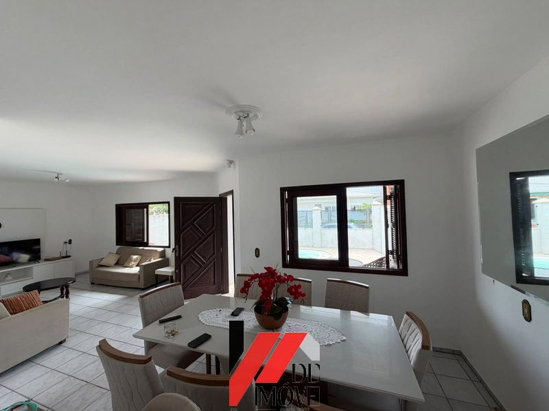 CASA COM PISCINA PERTINHO DO MAR!!: 11ª foto da galeria de imagens do imóvel