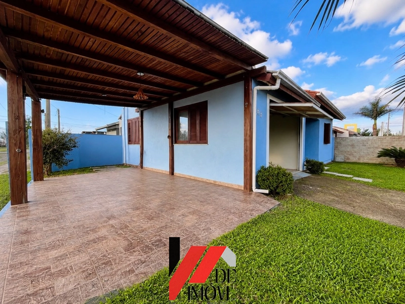 A SUA CASA NA PRAIA ESTA AQUI! DE ESQUINA, 2 QUADRAS DO MAR!
