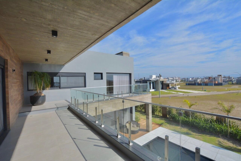 EXCELENTE RESIDÊNCIA: 4ª foto da galeria de imagens do imóvel