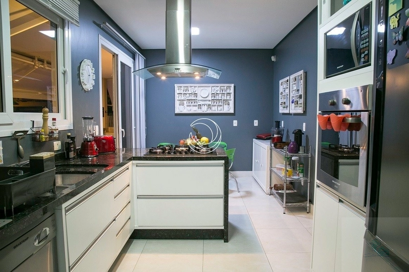 Belissima casa a venda perto da Porch Jurerê internacional: 26ª foto da galeria de imagens do imóvel