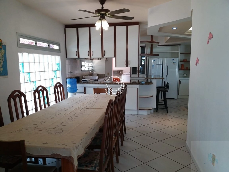 Casa a venda AV dos Salmoes em Jurere internacional: 14ª foto da galeria de imagens do imóvel