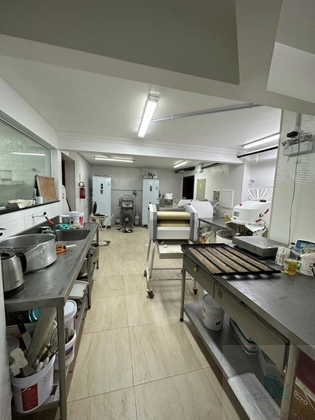 Casa resid comercial a venda Funciona como pardaria e confeitaria: 10ª foto da galeria de imagens do imóvel