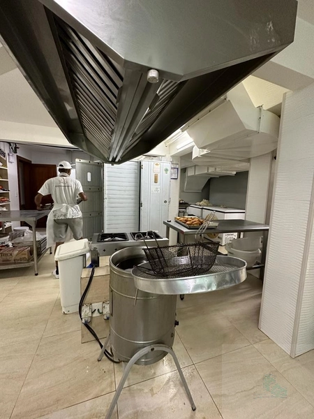 Casa resid comercial a venda Funciona como pardaria e confeitaria: 8ª foto da galeria de imagens do imóvel