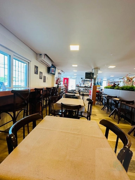 Casa resid comercial a venda Funciona como pardaria e confeitaria: 2ª foto da galeria de imagens do imóvel