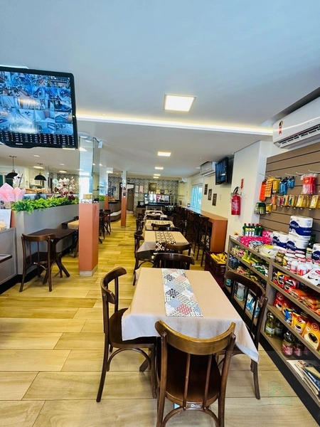 Casa resid comercial a venda Funciona como pardaria e confeitaria: 9ª foto da galeria de imagens do imóvel
