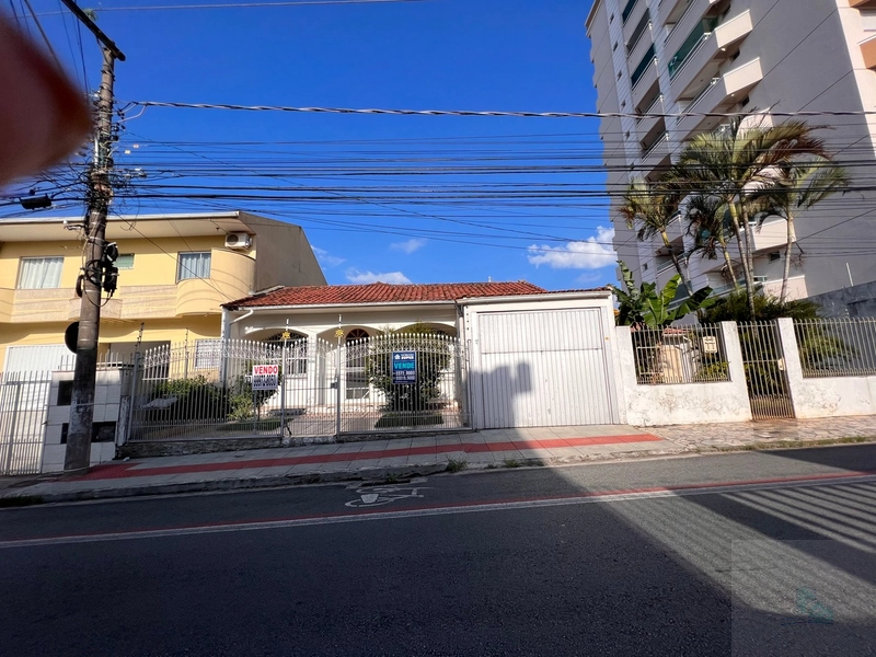 Casa residencial a venda Balneario Estreito Forum do Estreito: 2ª foto da galeria de imagens do imóvel