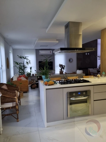 A casa a venda na praia Cachoeira Bom Jesus: 8ª foto da galeria de imagens do imóvel
