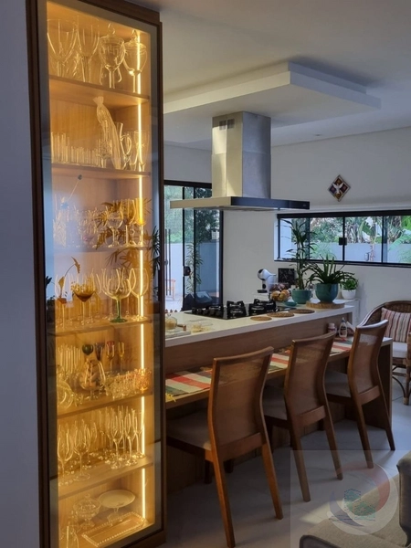 A casa a venda na praia Cachoeira Bom Jesus: 4ª foto da galeria de imagens do imóvel