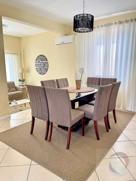 Casa residencial a venda no bairro Carianos: 3ª foto da galeria de imagens do imóvel
