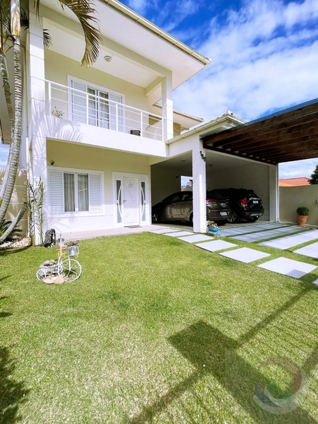 Casa residencial a venda no bairro Carianos: 1ª foto da galeria de imagens do imóvel