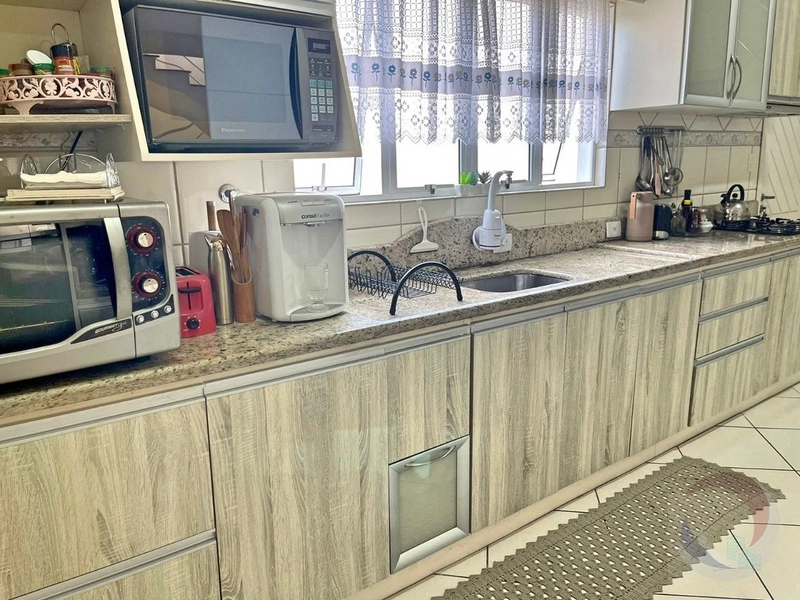 Casa residencial a venda no bairro Carianos: 6ª foto da galeria de imagens do imóvel