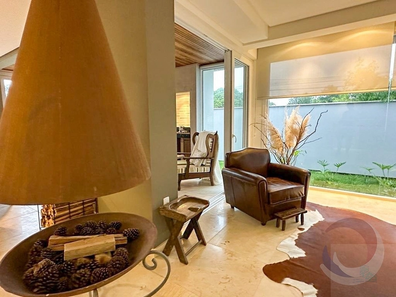 Casa residencial a venda no bairro Campeche Itararé: 4ª foto da galeria de imagens do imóvel
