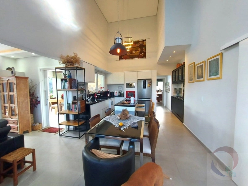 Uma casa incrível em uma localização fantástica no Rio Tavares.: 8ª foto da galeria de imagens do imóvel