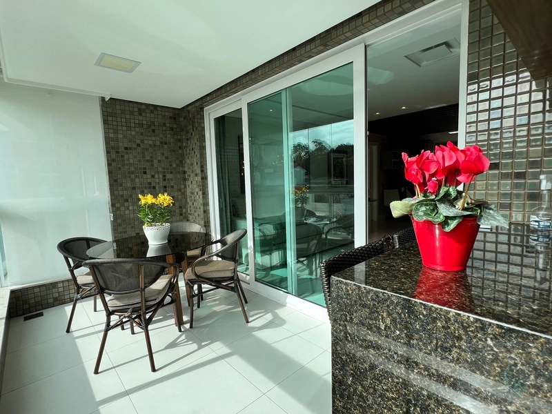 Apartamento a venda perto praça Celso Ramos e beira mar shopping: 14ª foto da galeria de imagens do imóvel