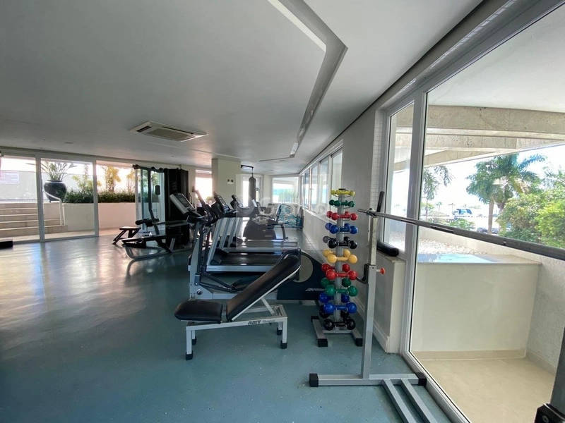 Apartamento de 221m² com 3 suítes na Agronômica: 27ª foto da galeria de imagens do imóvel